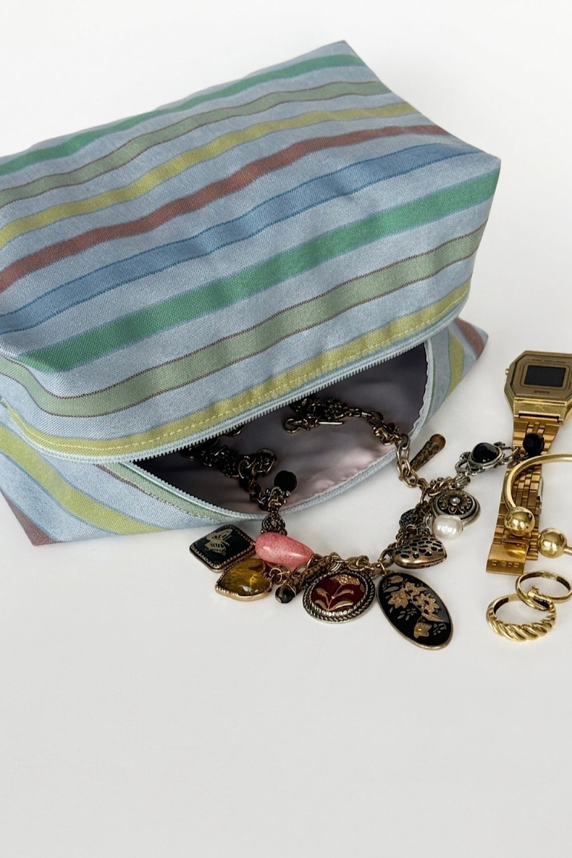 Vintage Stripes Pouch Blue