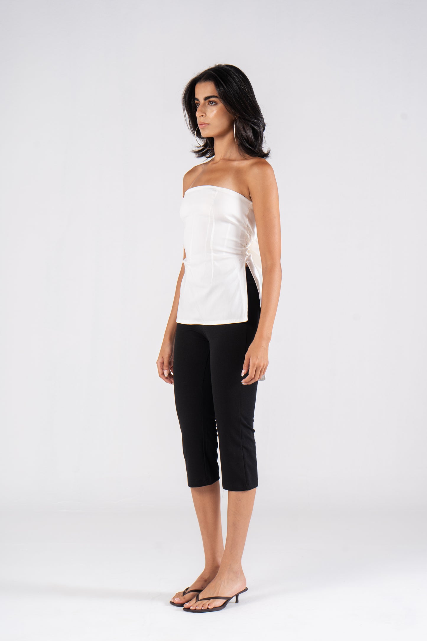 Bow-Back Strapless Corset Off-White