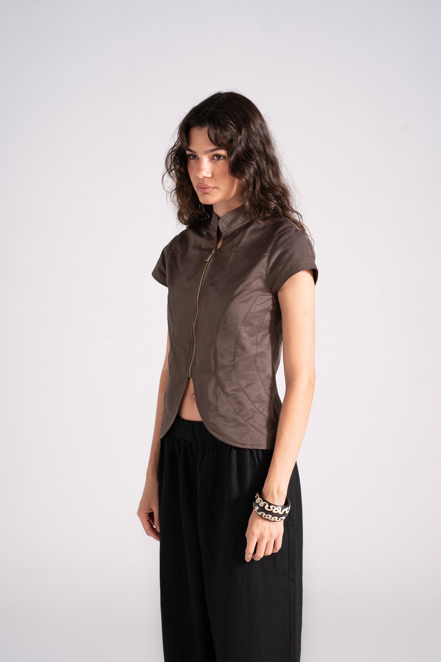 Curved Fitted top