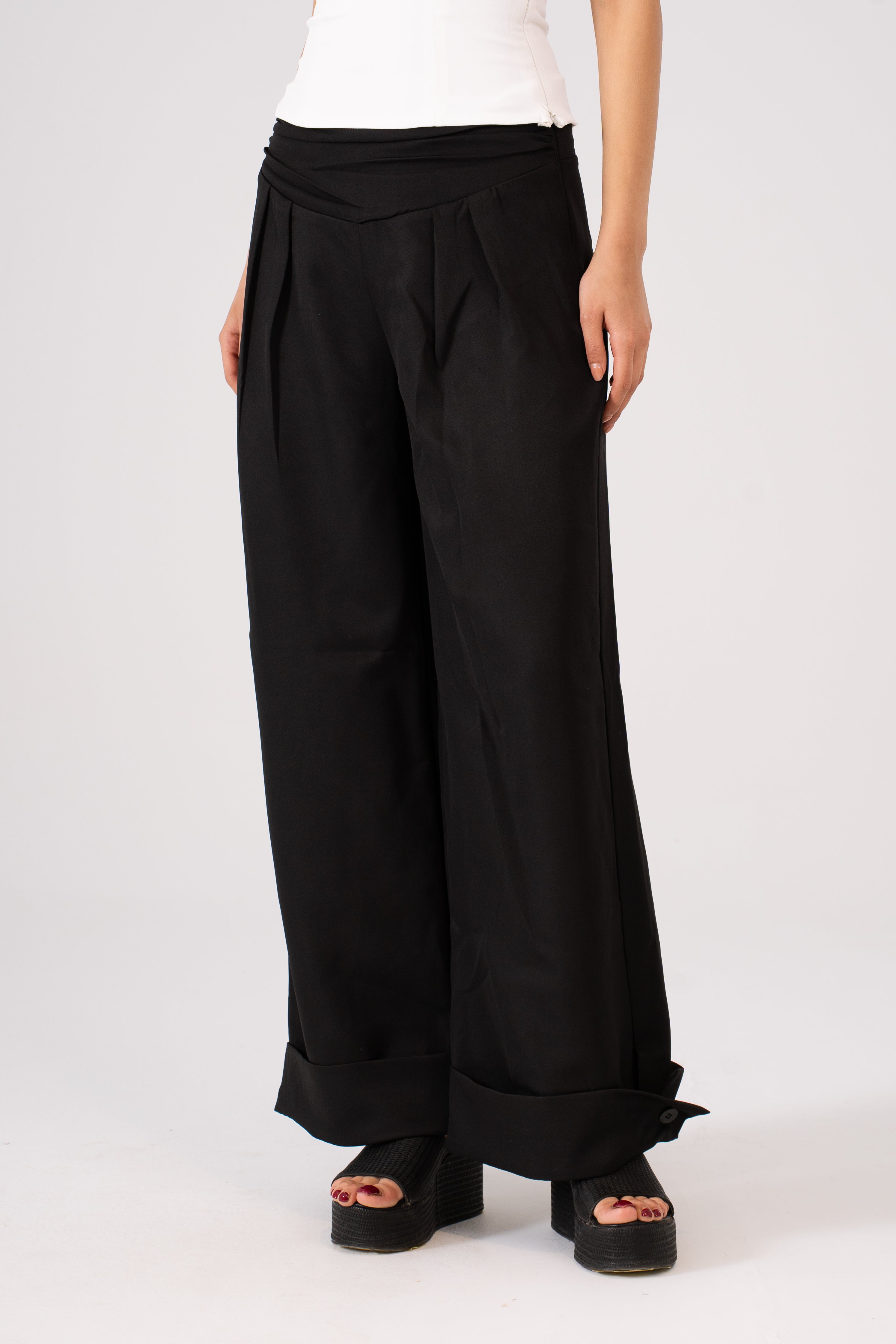 Pleated Pants Black – Zentia