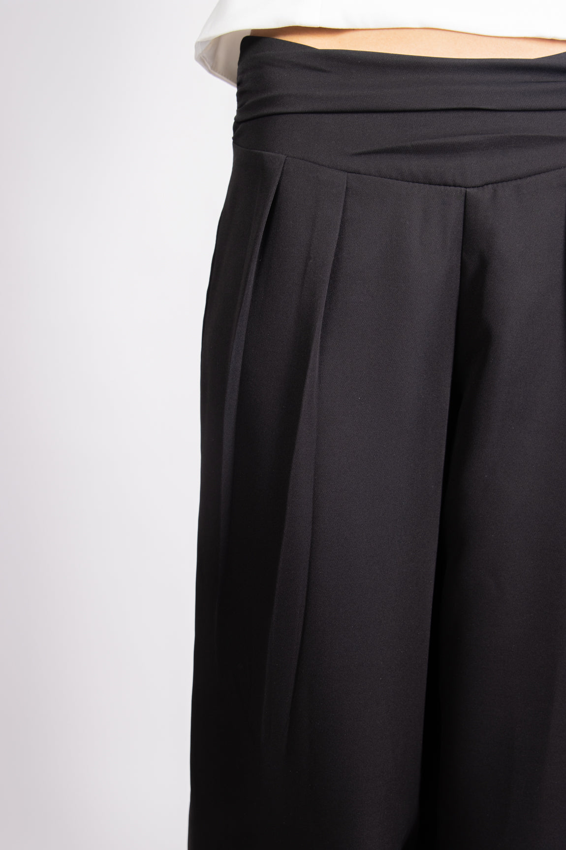Pleated Pants Black