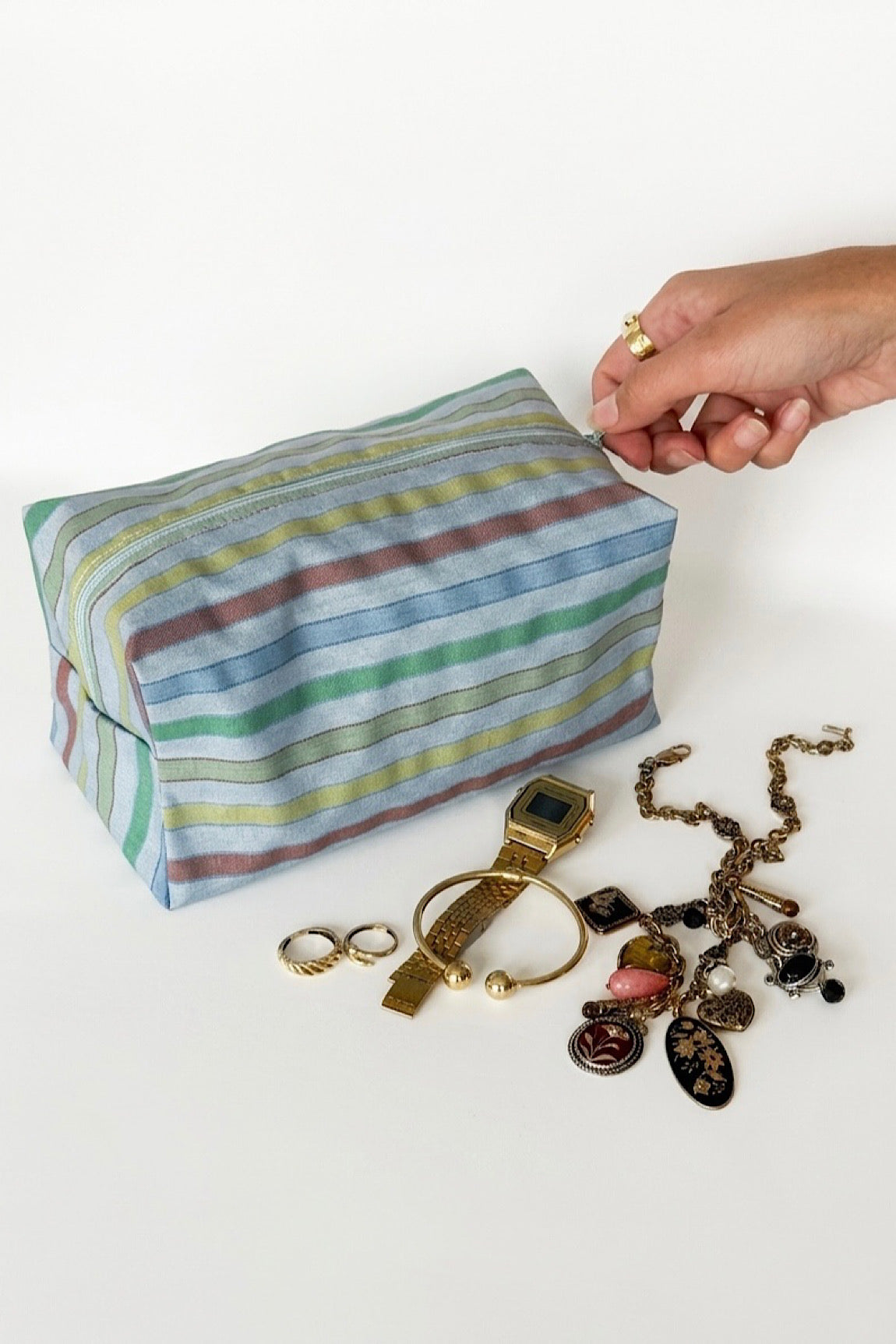 Vintage Stripes Pouch Blue